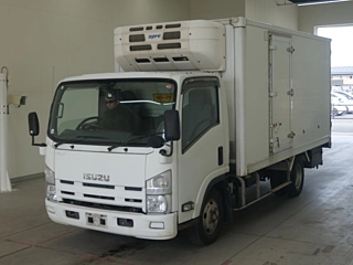 ISUZU ELF 2009