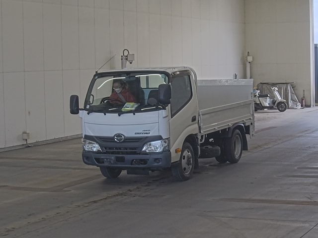 HINO DUTRO 2018