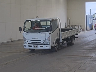 ISUZU ELF 2018