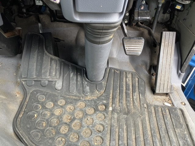 MITSUBISHI CANTER 2010