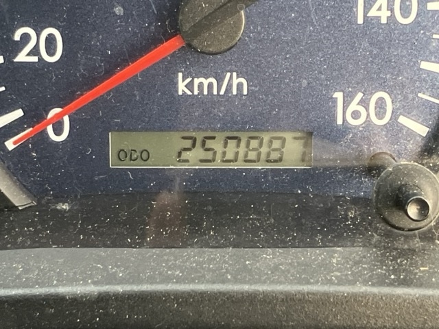 MITSUBISHI CANTER 2010