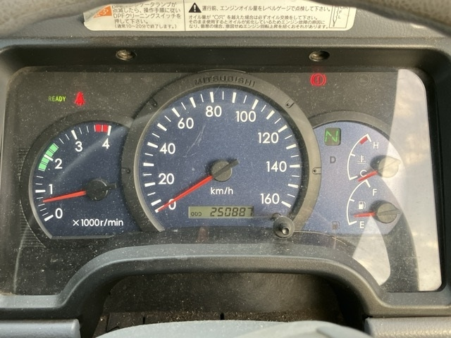 MITSUBISHI CANTER 2010