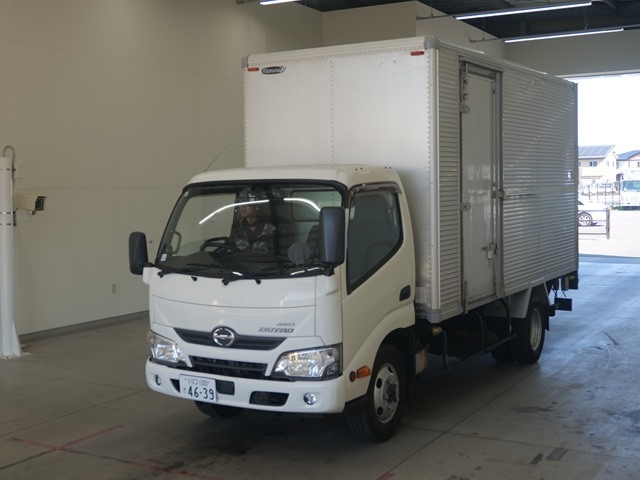 HINO DUTRO 2018