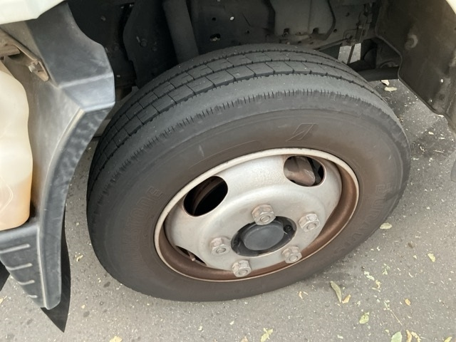 MITSUBISHI CANTER 2015