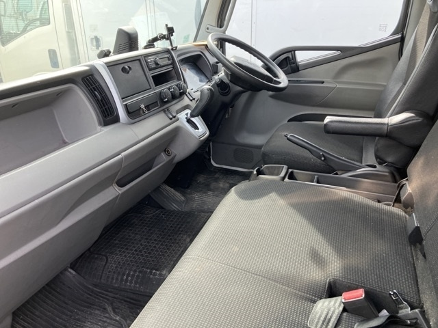 MITSUBISHI CANTER 2019