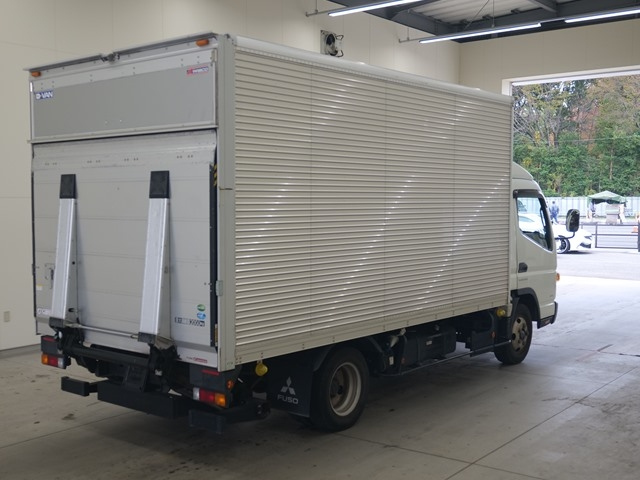 MITSUBISHI CANTER 2019