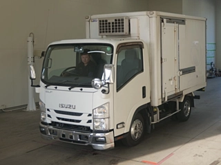 ISUZU ELF 2017