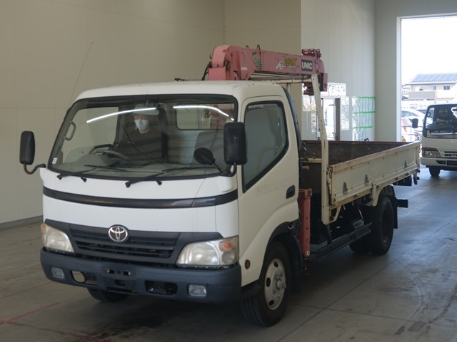 TOYOTA DYNA 2009