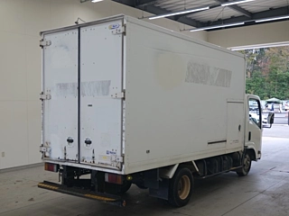 ISUZU ELF 2010