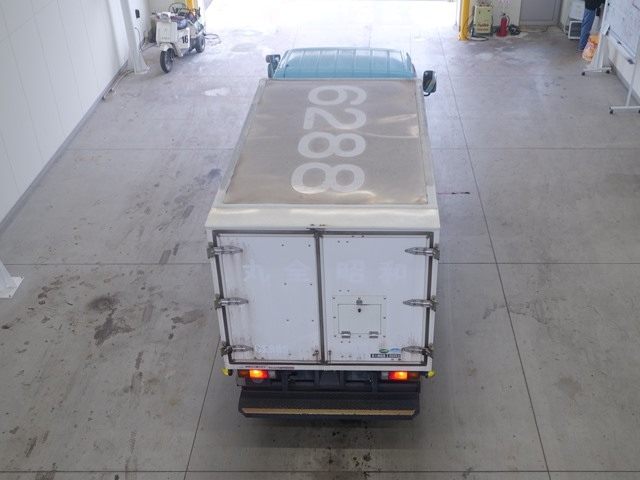 MITSUBISHI CANTER 2015