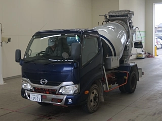 HINO DUTRO 2018