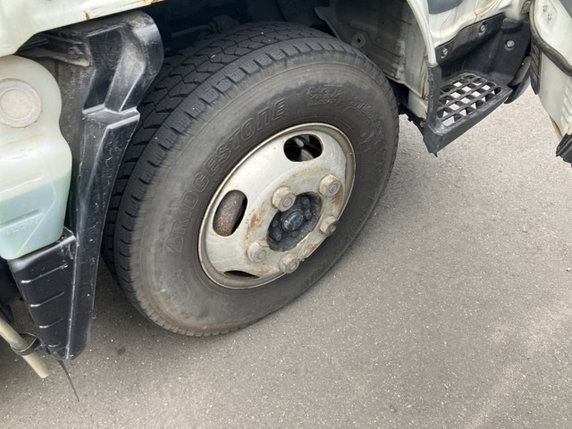 MITSUBISHI CANTER 2013