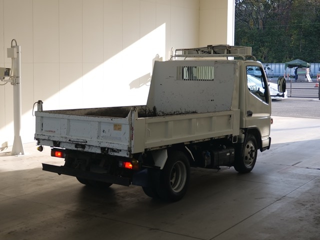 MITSUBISHI CANTER 2013