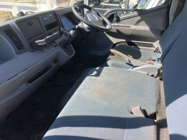 MITSUBISHI CANTER 2015