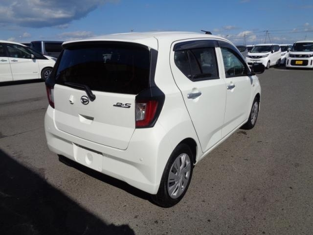 DAIHATSU MIRA E S 2022