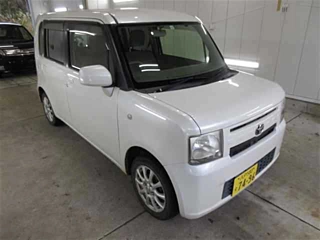 TOYOTA PIXIS SPACE 2013