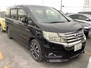 HONDA STEP WAGON 2013