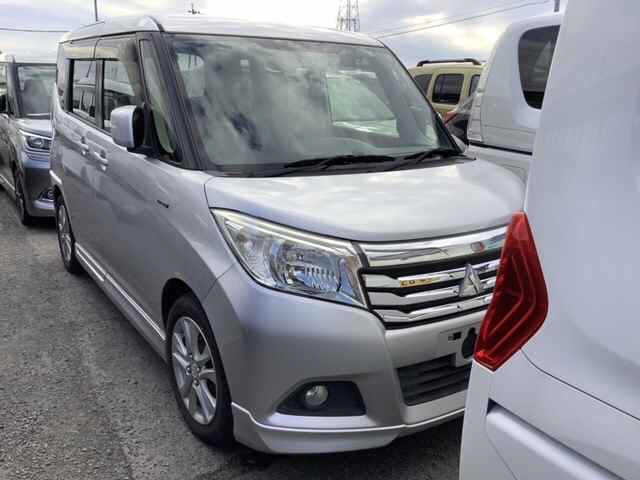 MITSUBISHI DELICA D2 2016