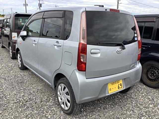 DAIHATSU MOVE 2011