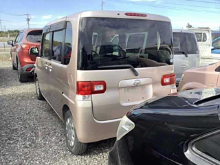 DAIHATSU TANTO 2008