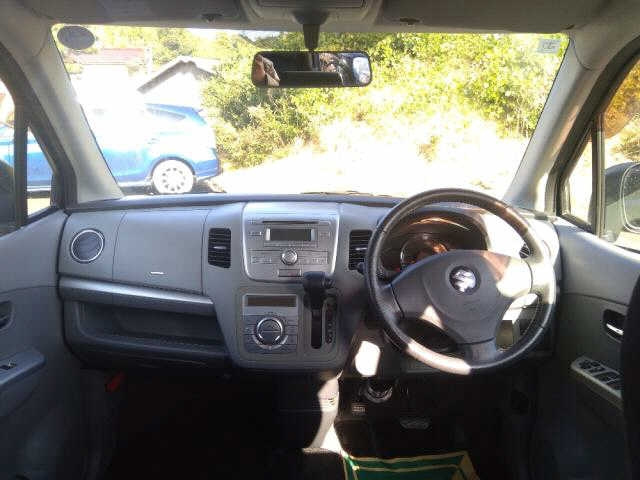 SUZUKI WAGON R 2011