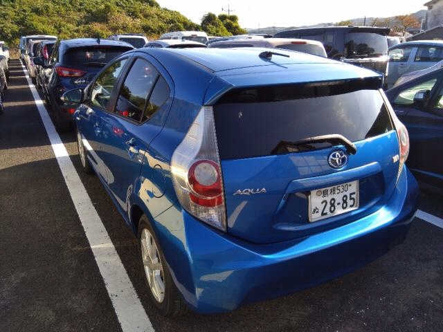 TOYOTA AQUA 2012
