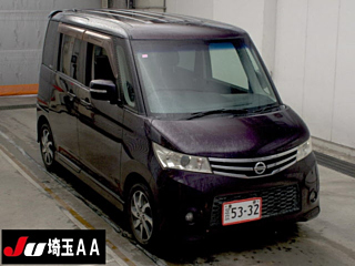NISSAN ROOX 2011