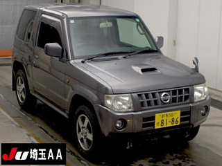 NISSAN KIX 2010