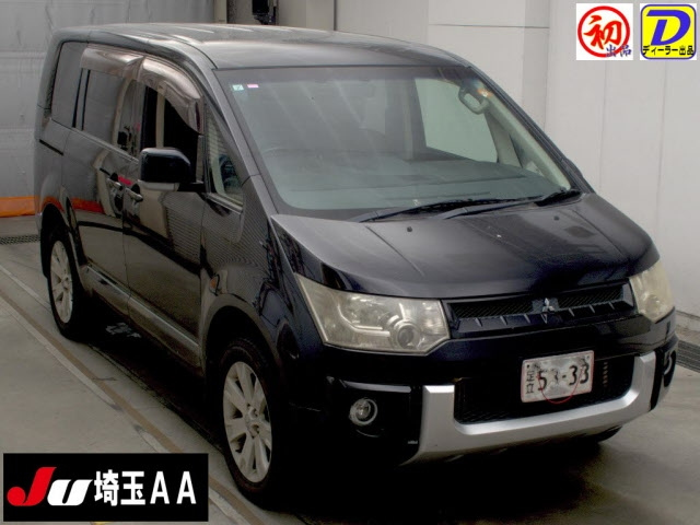 MITSUBISHI DELICA D5 2011
