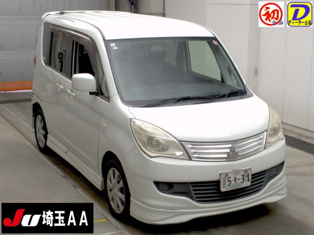 MITSUBISHI DELICA D2 2012