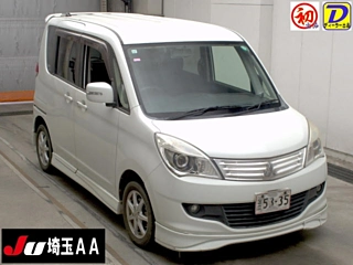 MITSUBISHI DELICA D2 2013