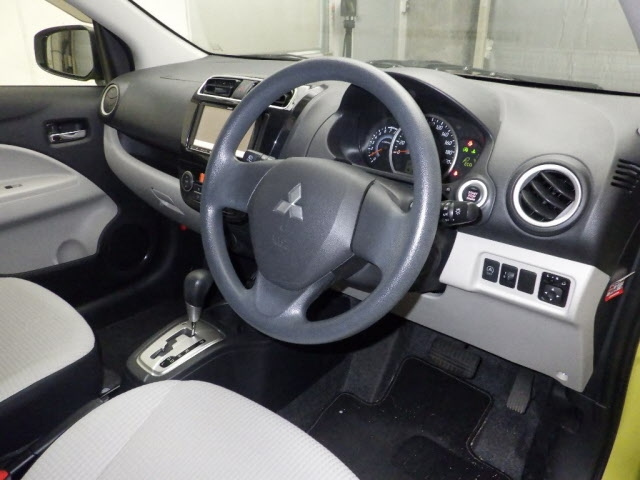 MITSUBISHI MIRAGE 2012