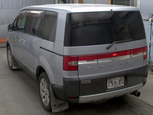 MITSUBISHI DELICA D5 2008