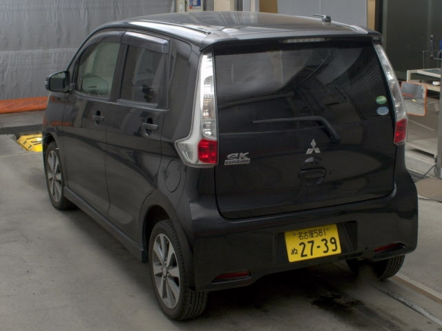 MITSUBISHI EK CUSTOM 2013