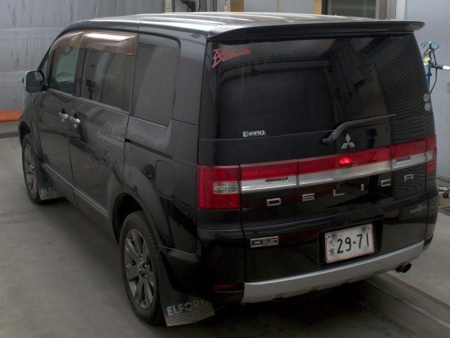 MITSUBISHI DELICA D5 2008