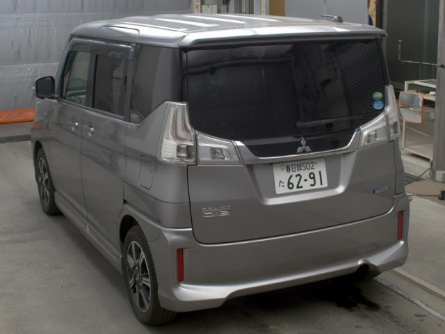 MITSUBISHI DELICA D2 2019