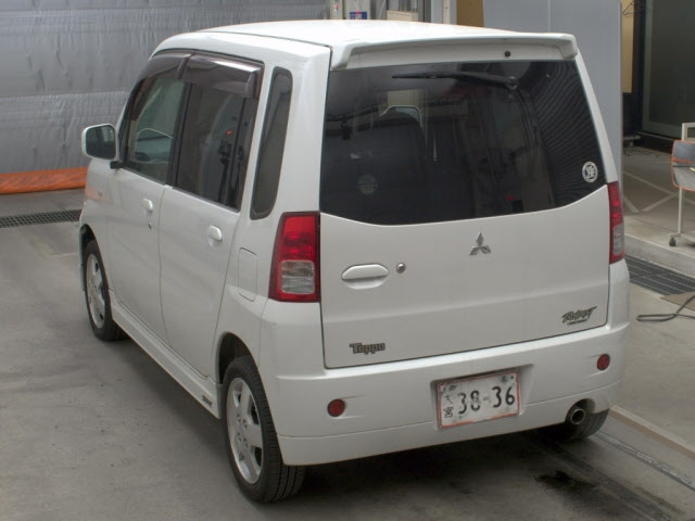 MITSUBISHI TOPPO 2008