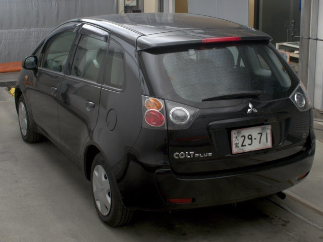 MITSUBISHI COLT PLUS 2011