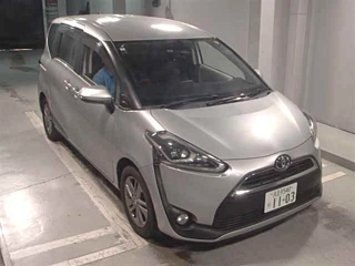 TOYOTA SIENTA 2016