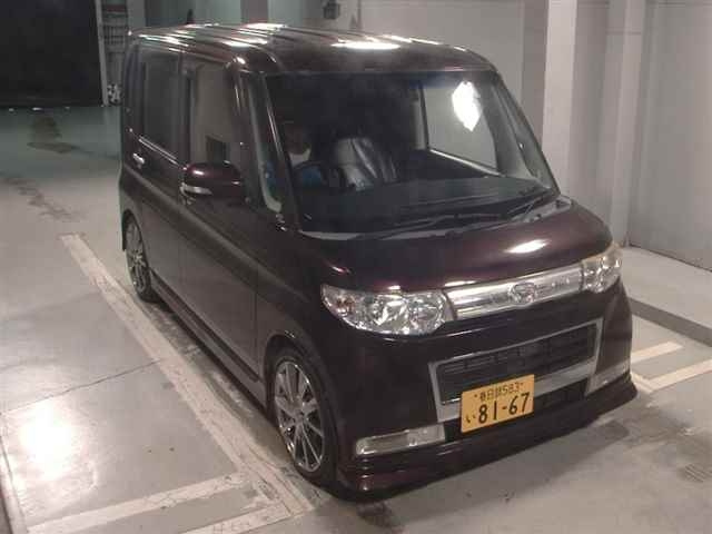 DAIHATSU TANTO 2009