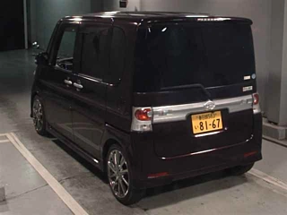 DAIHATSU TANTO 2009