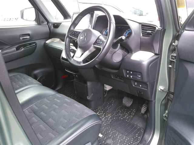 MITSUBISHI DELICA MINI 2024