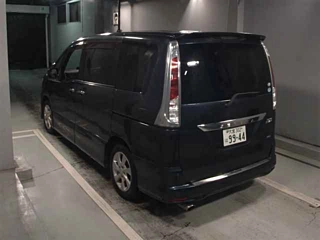NISSAN SERENA 2011