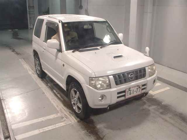 NISSAN KIX 2008