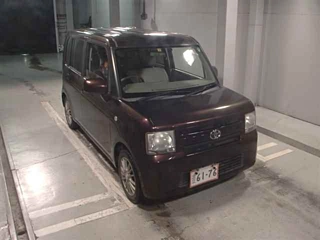 TOYOTA PIXIS SPACE 2015