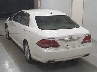 TOYOTA CROWN 2009