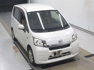 DAIHATSU MOVE 2013