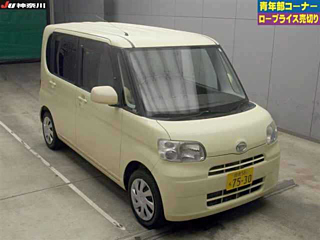DAIHATSU TANTO 2008
