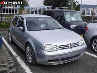 VOLKSWAGEN GOLF 2004