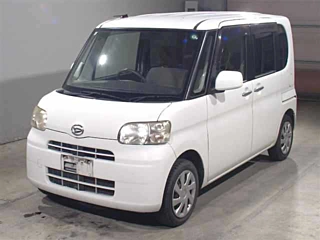 DAIHATSU TANTO 2013